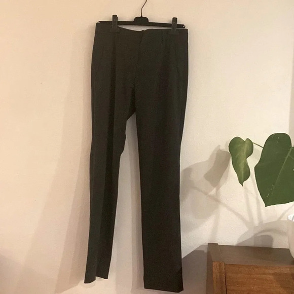 THEORY 100% wool slacks with pockets subtle black stripe pattern fabric EUC sz 8 - Picture 1 of 7